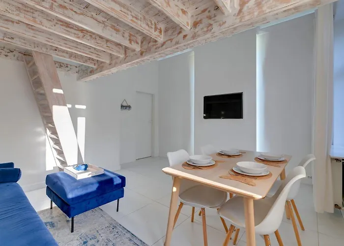 Grand Molo By Grand *